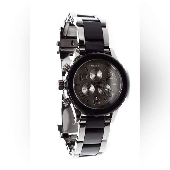 Nixon 42-20 Chronograph Watch
